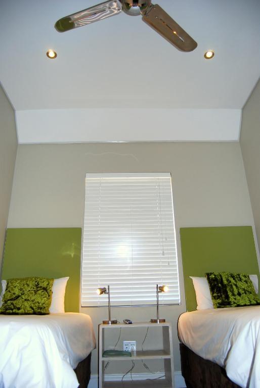 Ashanti Lodge Green Point Кейптаун Стая снимка