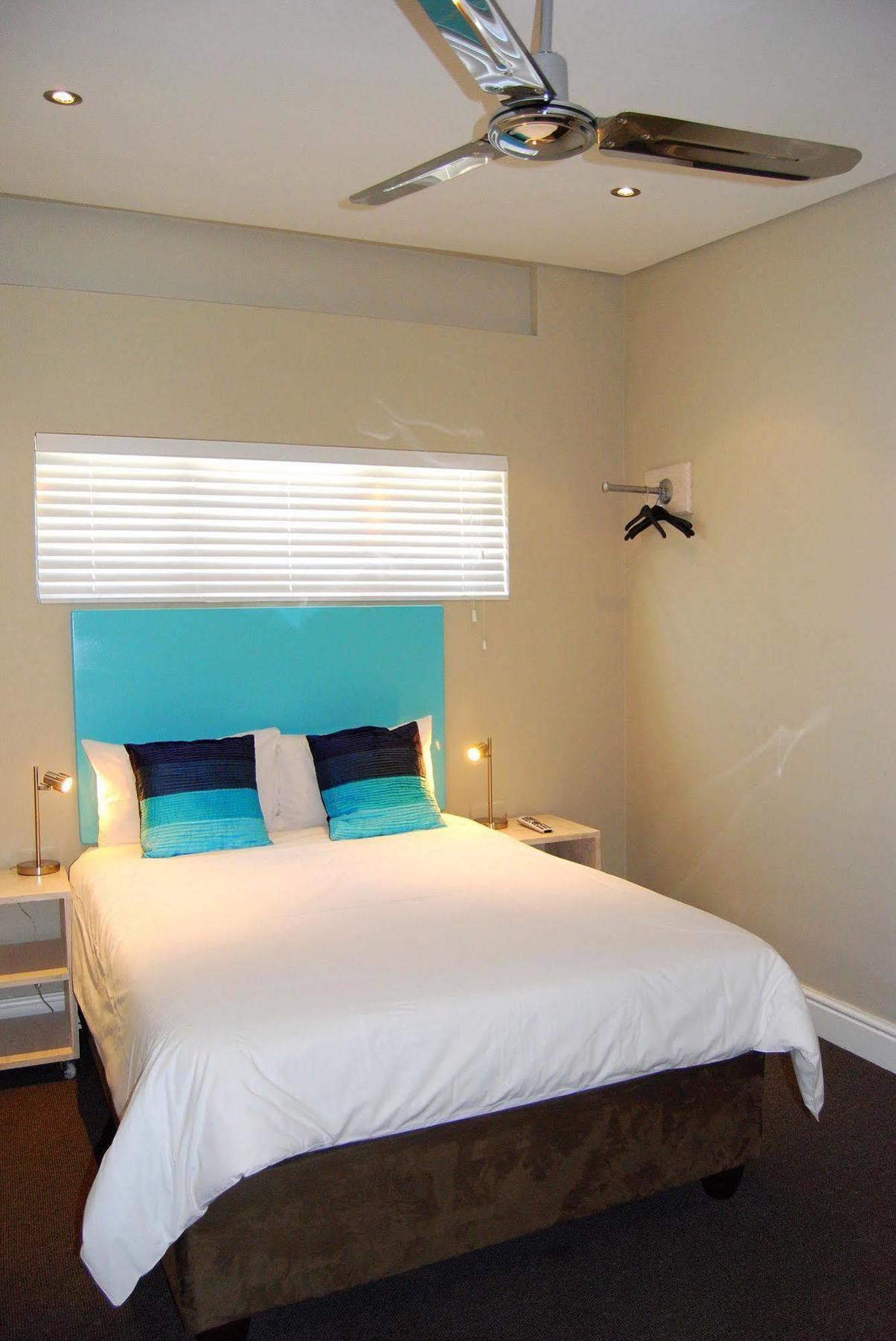 Ashanti Lodge Green Point Кейптаун Екстериор снимка