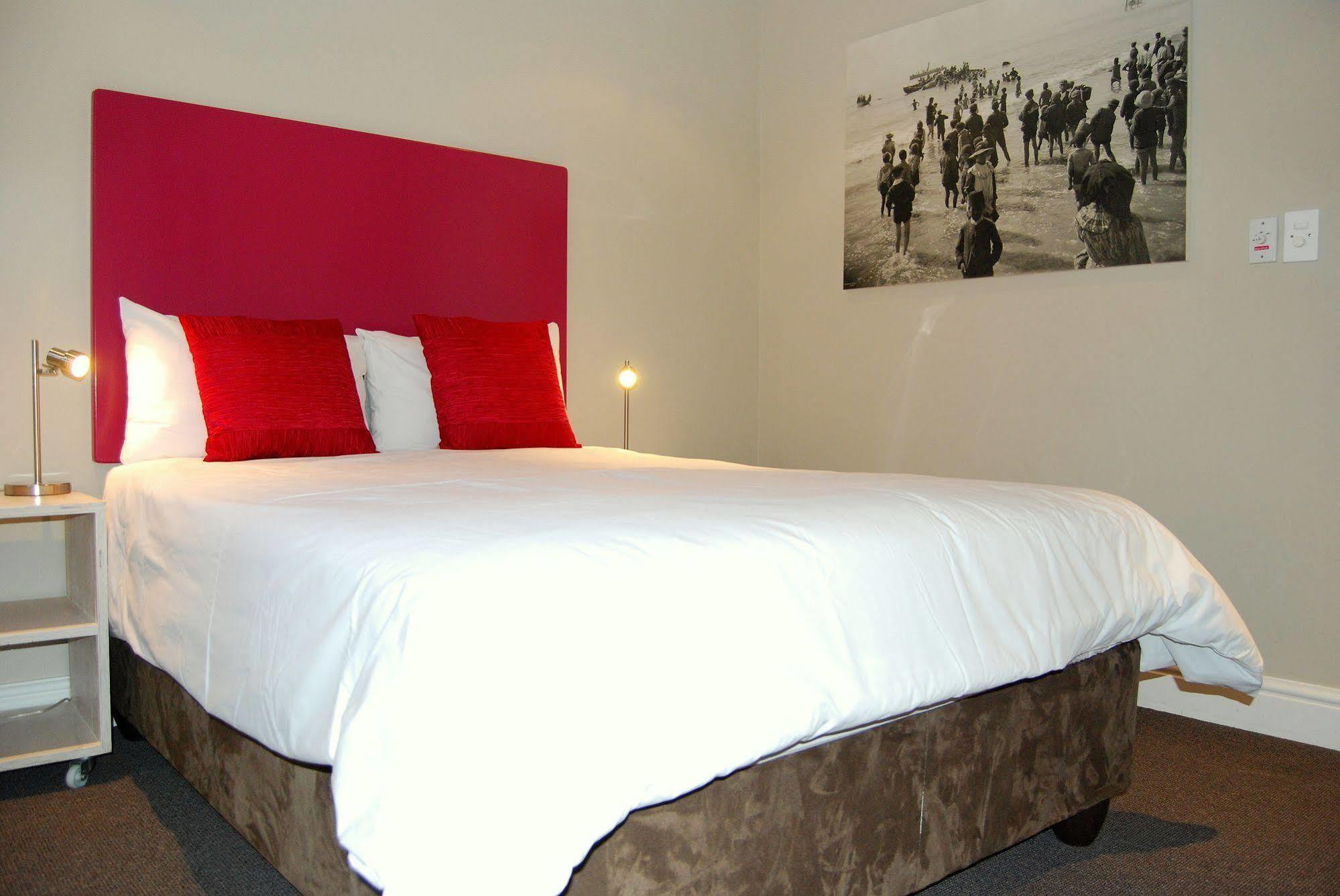 Ashanti Lodge Green Point Кейптаун Екстериор снимка