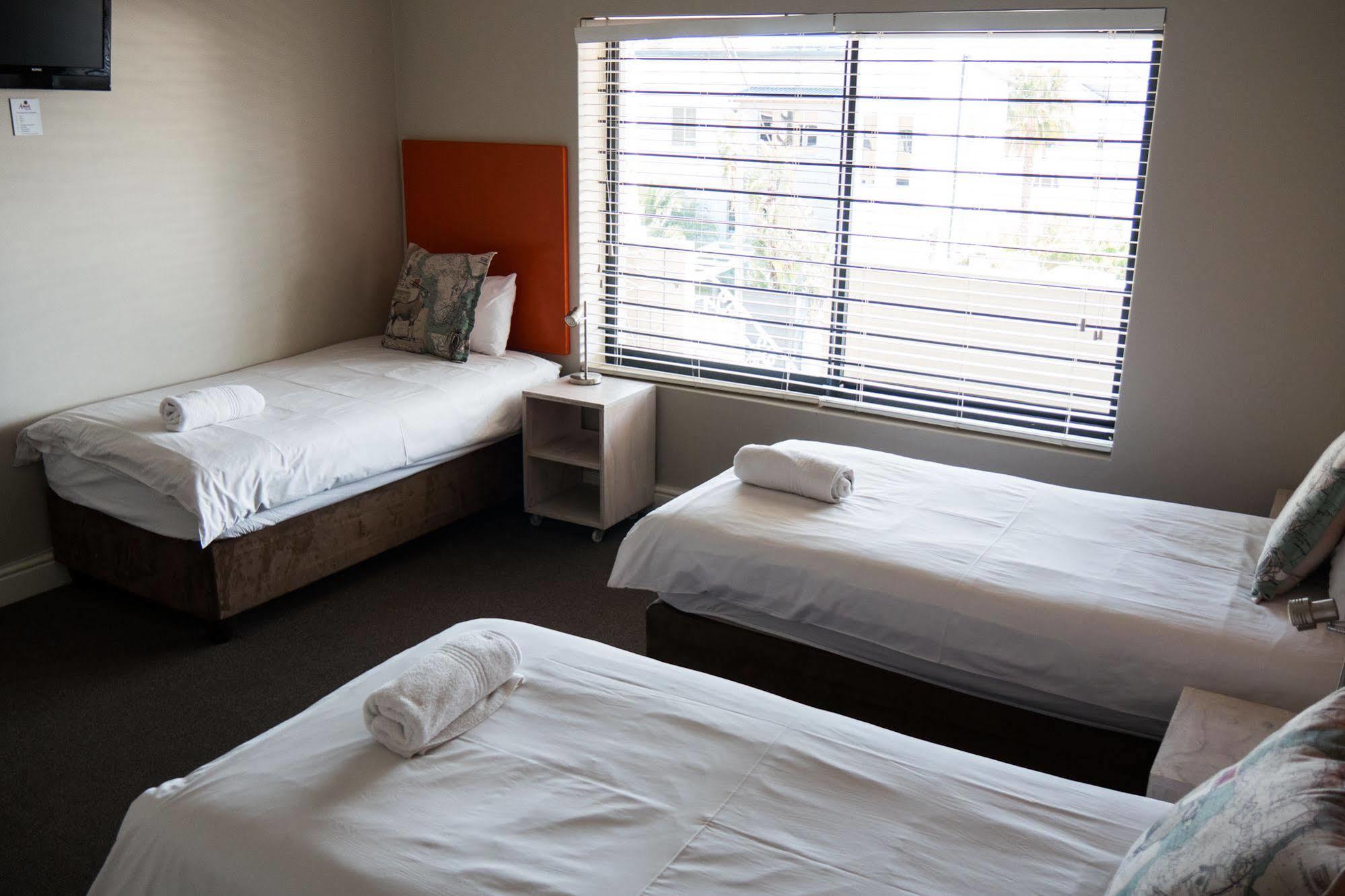 Ashanti Lodge Green Point Кейптаун Екстериор снимка
